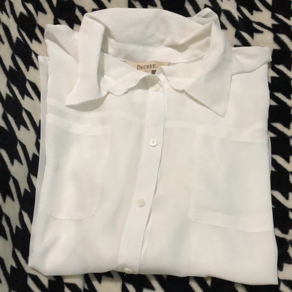 Ladies Decree Sheer Blouse - Picture 10 of 11